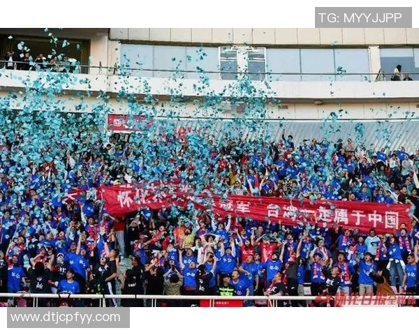 足球明星们送给球迷的温暖圣诞礼物与祝福分享