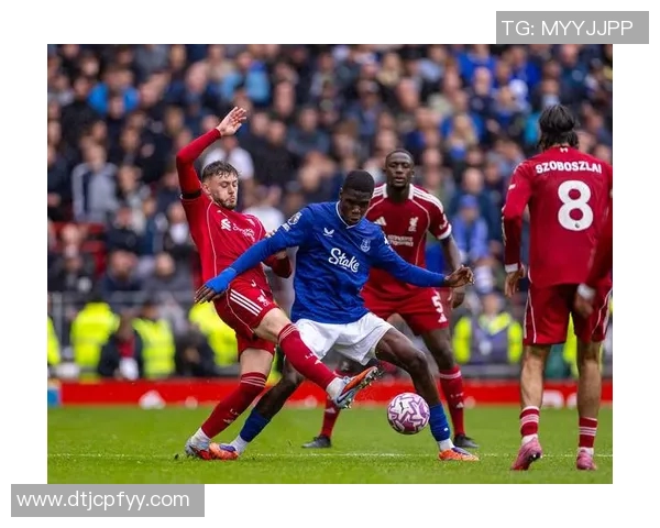 埃及足球明星埃赫拉的辉煌历程与对足球的热爱之路